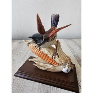 Vintage Capodimonte Italy bird‎ corn statue figurine sparrow